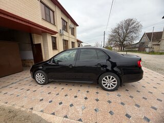 2009 Volkswagen Jetta V, чёрный, 750000 рублей, вид 4
