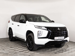 2022 Mitsubishi Montero Sport III Рестайлинг, белый, 3599000 рублей, вид 4