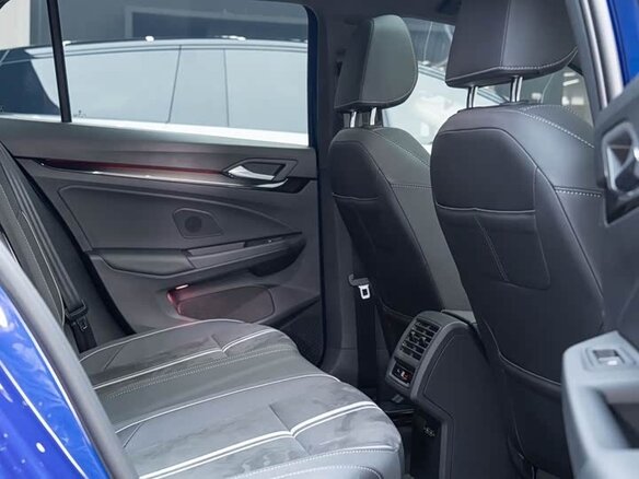 2022 Volkswagen Golf VIII, синий - вид 18