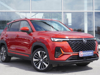 2024 Changan CS35 Plus I Рестайлинг, красный, 1800000 рублей, вид 3