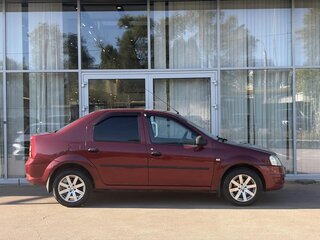 2011 Renault Logan I Рестайлинг, красный, 390000 рублей, вид 4