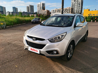 2014 Hyundai ix35 I Рестайлинг, серебристый, 1440000 рублей, вид 2