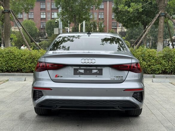 2023 Audi A3 35 TFSI Long IV (8Y), серебристый - вид 4