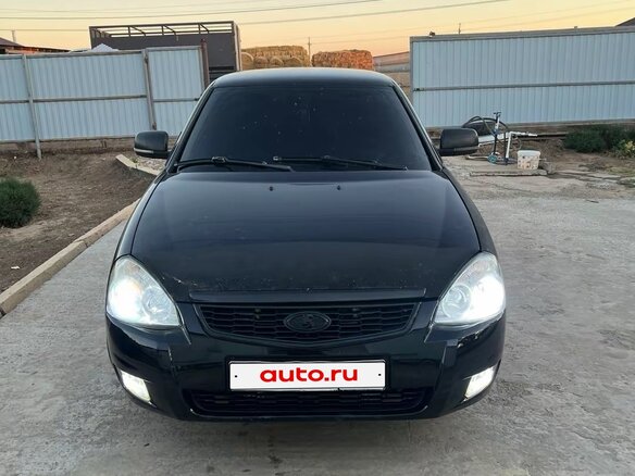 2008 Lada (ВАЗ) Priora I, зелёный, 250000 рублей - вид 2
