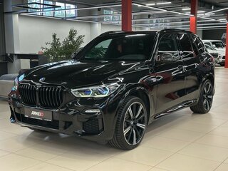 2019 BMW X5 40i IV (G05/G18), чёрный, 5390000 рублей, вид 3