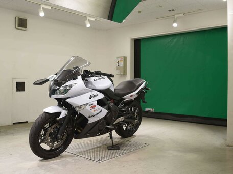 2010 Kawasaki ER-6F (Ninja 650R), белый, 475000 рублей, вид 4