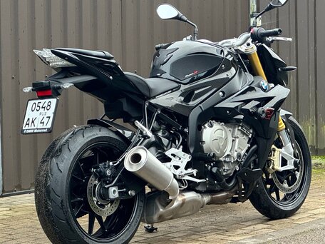 2016 BMW S 1000 R, чёрный, 1199000 рублей, вид 3