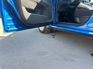 2011 Toyota Auris I Рестайлинг, синий, 1150000 рублей, вид 4