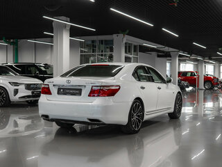 2007 Lexus LS 460 IV, белый, 1435000 рублей, вид 5