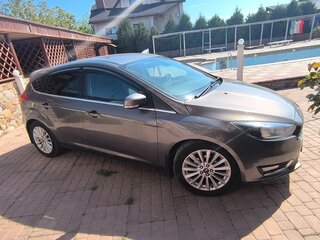 2017 Ford Focus III Рестайлинг, серый, 1300000 рублей, вид 3