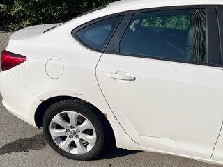 2013 Opel Astra J Рестайлинг, белый, 630000 рублей, вид 4