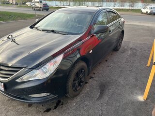 2010 Hyundai Sonata VI (YF), чёрный, 950000 рублей, вид 2