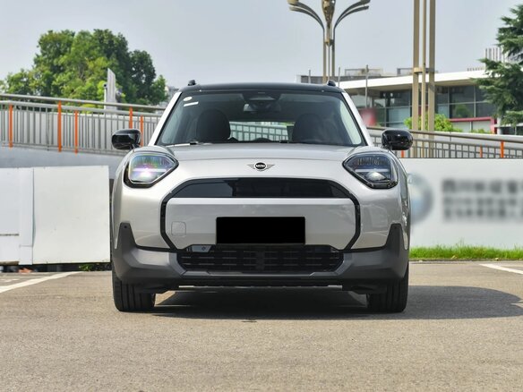 2025 Mini Aceman E, серебристый, 2890002 рублей - вид 1