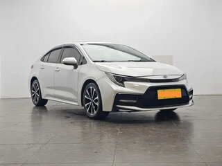 2022 Toyota Levin XII (E210) Рестайлинг, белый, 1360000 рублей, вид 3