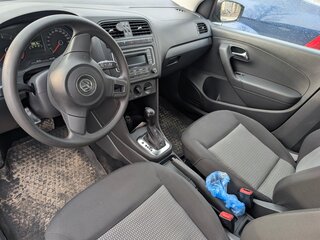 2015 Volkswagen Polo V, коричневый, 850000 рублей, вид 4