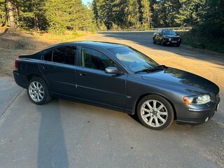 2004 Volvo S60 I Рестайлинг, серый, 650000 рублей, вид 3