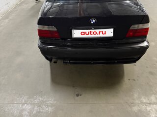 1994 BMW 3 серии 318i III (E36), чёрный, 330000 рублей, вид 1