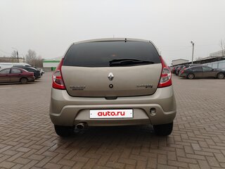 2012 Renault Sandero I, бежевый, 530000 рублей, вид 5