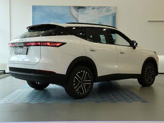 2026 Omoda C7, белый, 3499000 рублей, вид 5