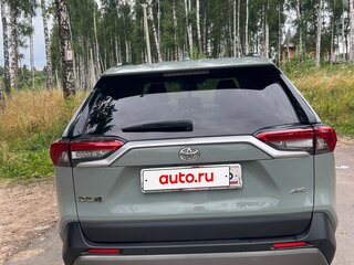 2019 Toyota RAV4 V (XA50), зелёный, 3500000 рублей, вид 4