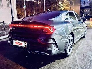 2021 Kia K5 III, белый, 1975000 рублей, вид 4