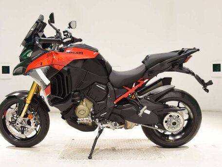 2026 Ducati Multistrada V4, красный, 2611000 рублей, вид 2