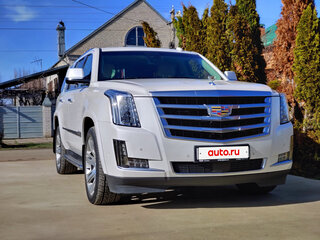 2018 Cadillac Escalade IV, белый, 5800000 рублей, вид 1