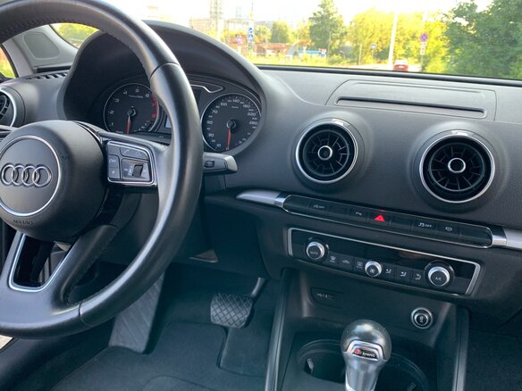 2019 Audi A3 III (8V) Рестайлинг, чёрный, 1320000 рублей - вид 21