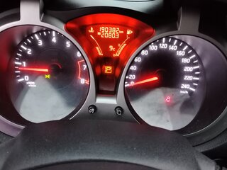 2014 Nissan Juke I, белый, 950000 рублей, вид 4