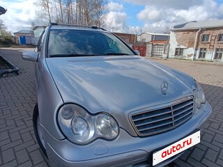 2005 Mercedes-Benz C-Класс 220 II (W203) Рестайлинг, серебристый, 580000 рублей, вид 3