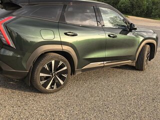 2024 Geely Atlas II, зелёный, 3000000 рублей, вид 2