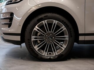 2025 Land Rover Range Rover Evoque II Рестайлинг, серый, 6399000 рублей, вид 5