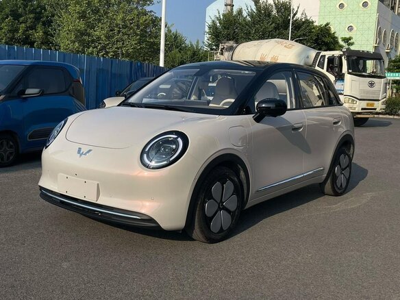 2026 Wuling Binguo Pro 37.9 kWh, бежевый, 1999666 рублей - вид 2