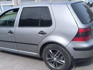2002 Volkswagen Golf IV, серый, 450000 рублей, вид 3