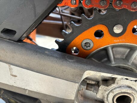 2017 KTM 690 SMC R, оранжевый, 750000 рублей, вид 4