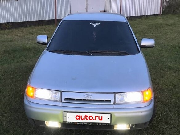 2004 Lada (ВАЗ) 2110, серебристый, 140000 рублей