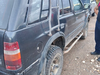 1994 Opel Frontera A, чёрный, 225000 рублей, вид 4