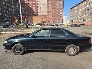1998 Toyota Vista IV (V40), зелёный, 350000 рублей, вид 2
