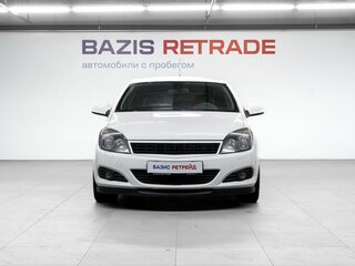 2010 Opel Astra GTC H Рестайлинг, белый, 700000 рублей, вид 2