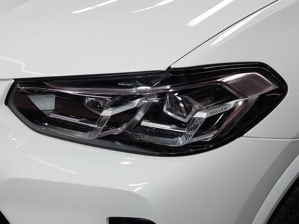 2025 BMW X4 20i II (G02) Рестайлинг, белый, 8150000 рублей - вид 6