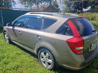 2011 Kia Ceed I Рестайлинг, бежевый, 650000 рублей, вид 3