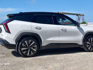 2024 Geely Atlas II, белый, 2650000 рублей, вид 2