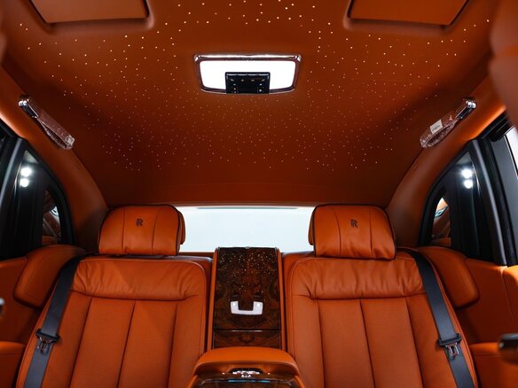 2023 Rolls-Royce Phantom Extended VIII Рестайлинг (Series II), чёрный, 48000000 рублей - вид 13