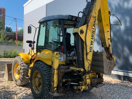 2006 New Holland LB115, 2600000 рублей, вид 4