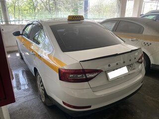 2023 Skoda Octavia III (A7) Рестайлинг, белый, 1445000 рублей, вид 2
