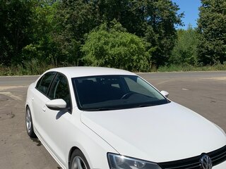 2013 Volkswagen Jetta VI, белый, 1250000 рублей, вид 2