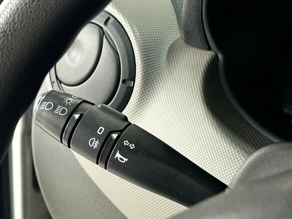 2014 Renault Sandero I, серебристый - вид 10