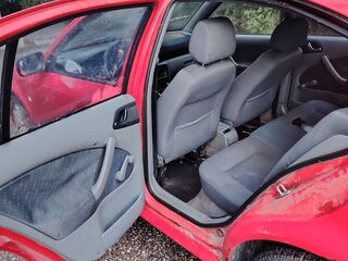2001 Skoda Octavia I (A4) Рестайлинг, красный, 180000 рублей, вид 5
