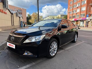 2014 Toyota Camry VII (XV50), чёрный, 1830000 рублей, вид 1