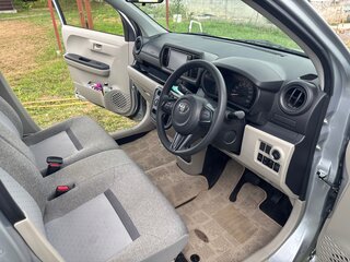 2019 Toyota Passo III Рестайлинг, серебристый, 960000 рублей, вид 5